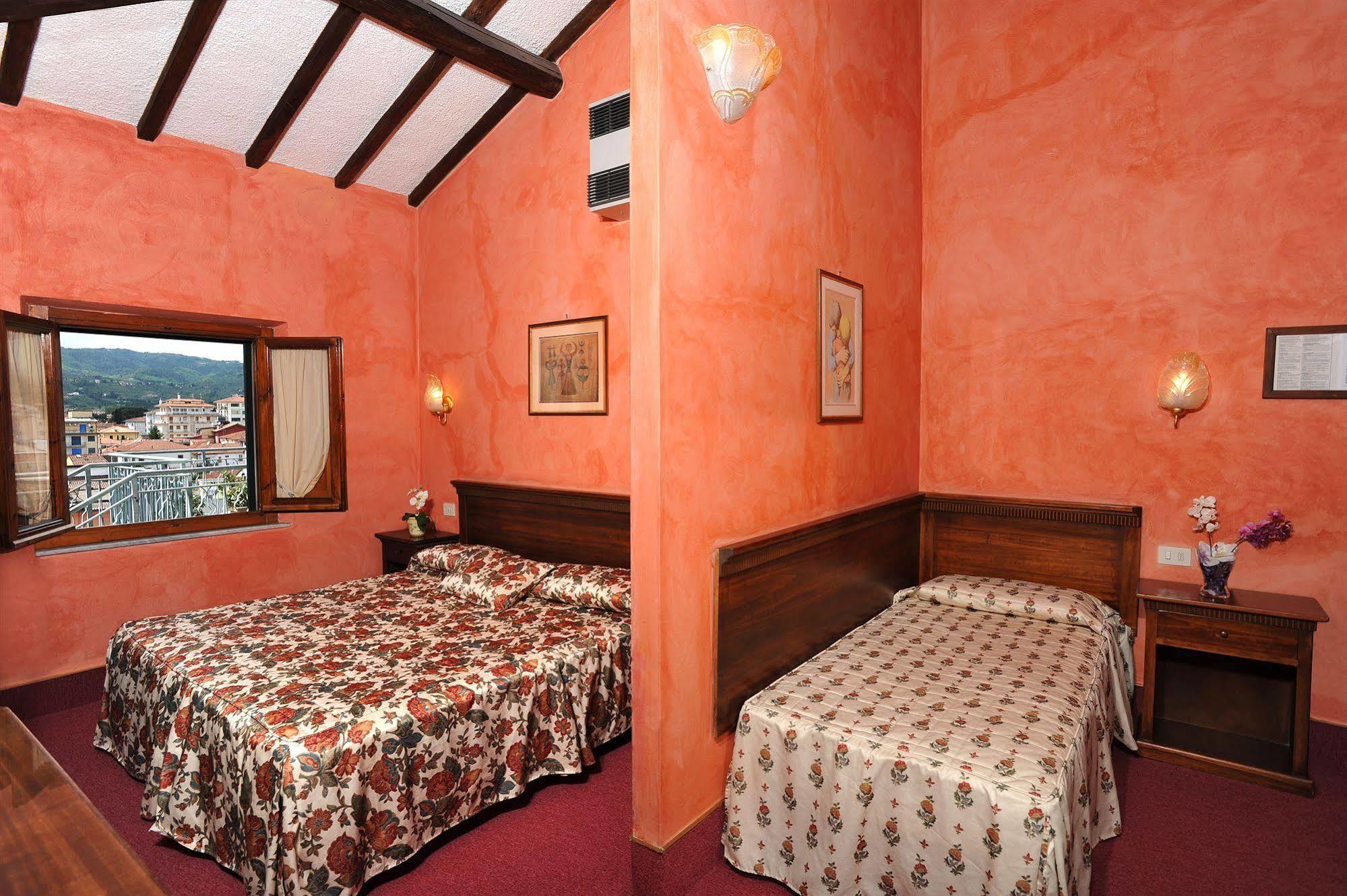 Hotel Minerva Palace Montecatini Terme Exterior photo