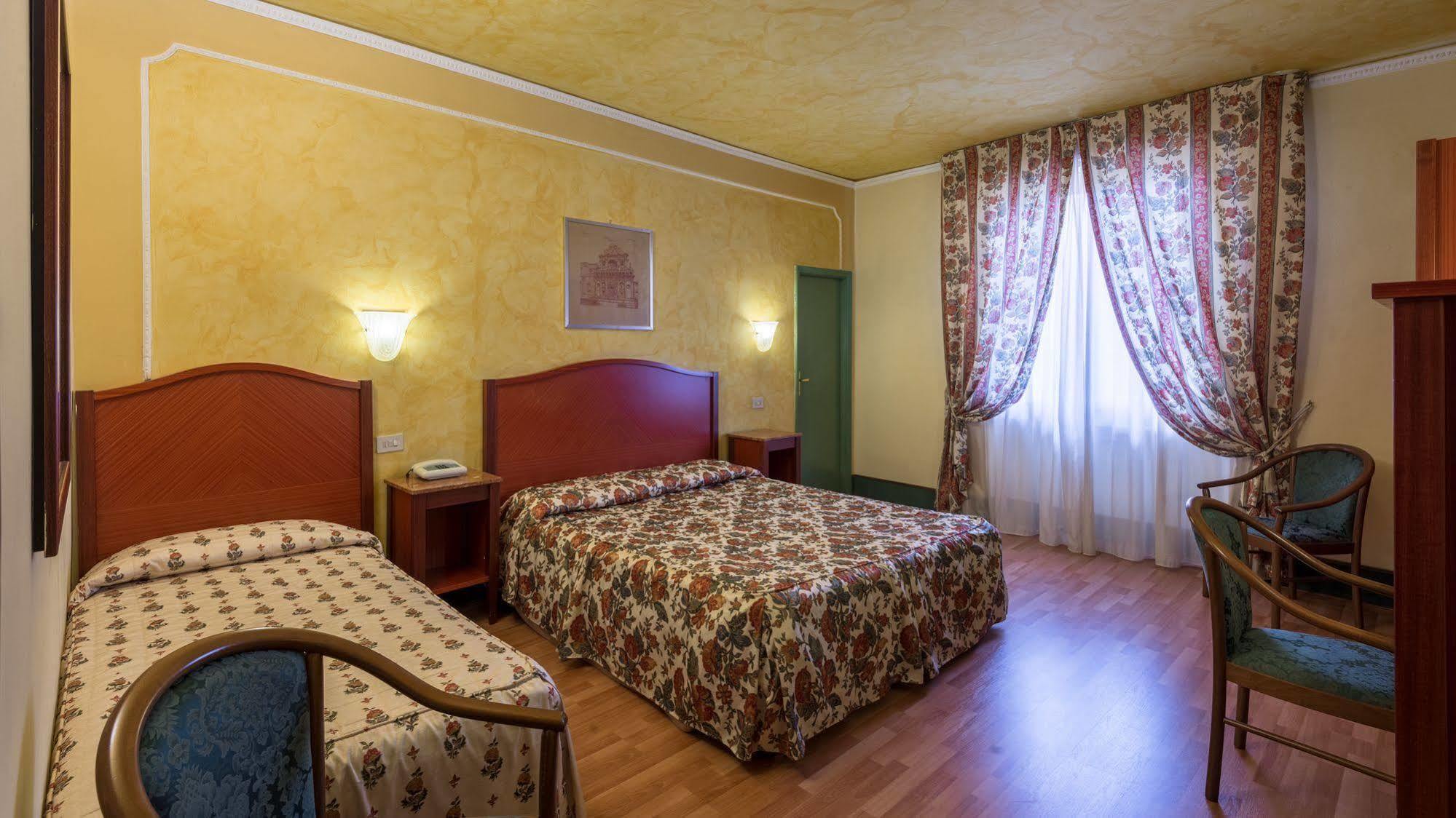 Hotel Minerva Palace Montecatini Terme Exterior photo